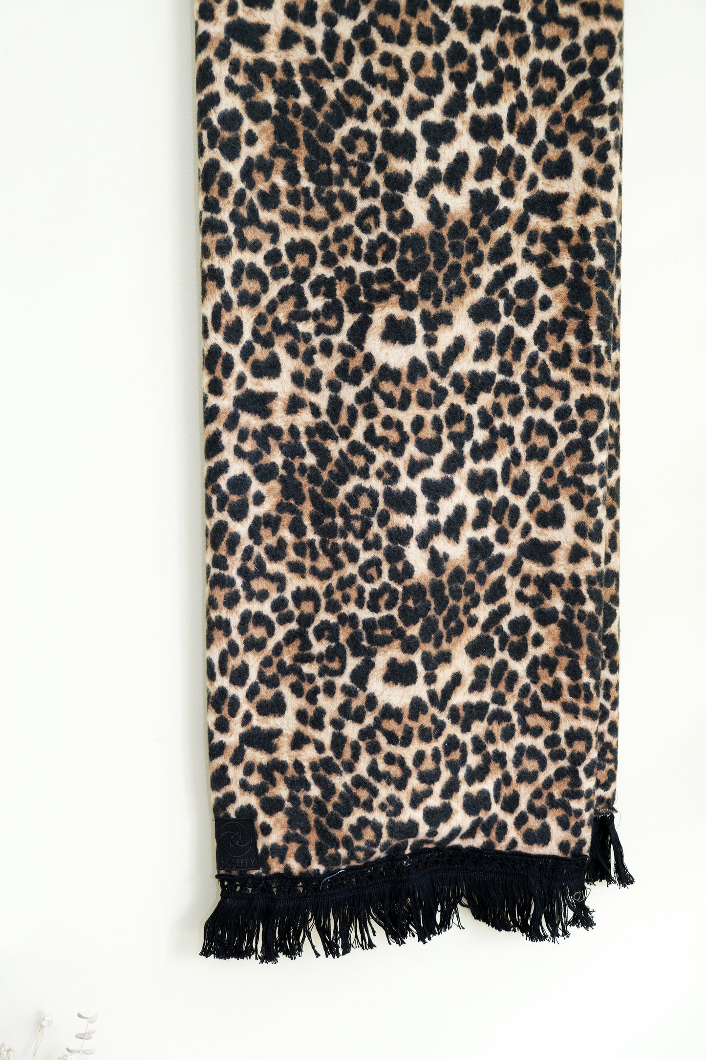 Roseffy Wide Scarf ~ Leo