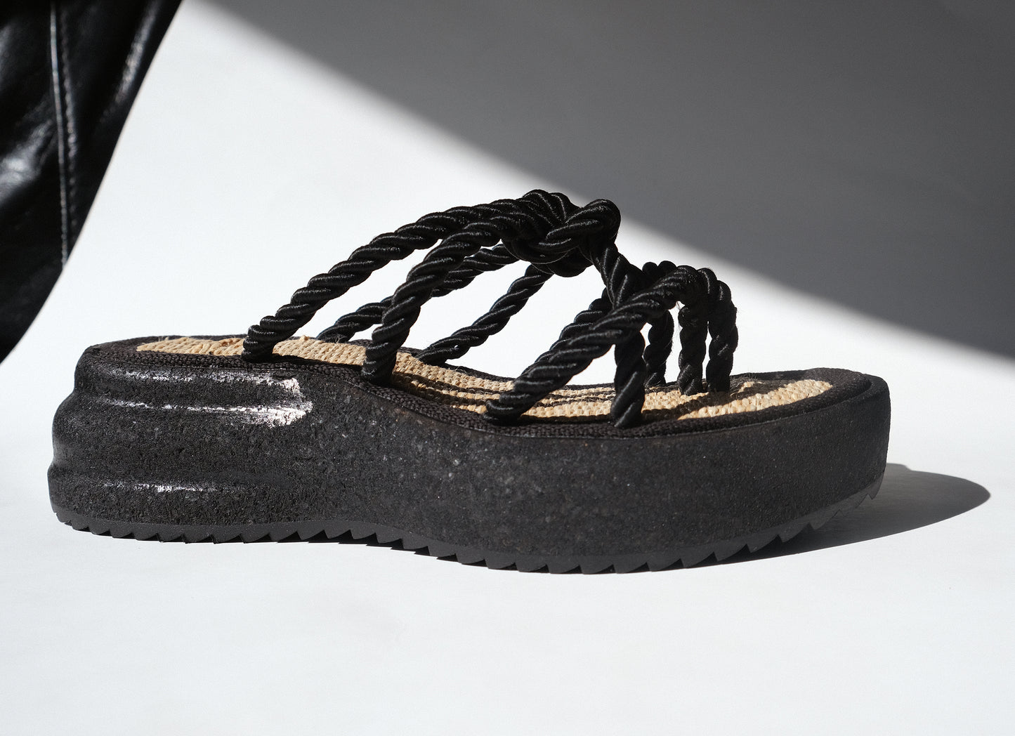 GAIA ROPE ~ BLACK | eco sandal ༓