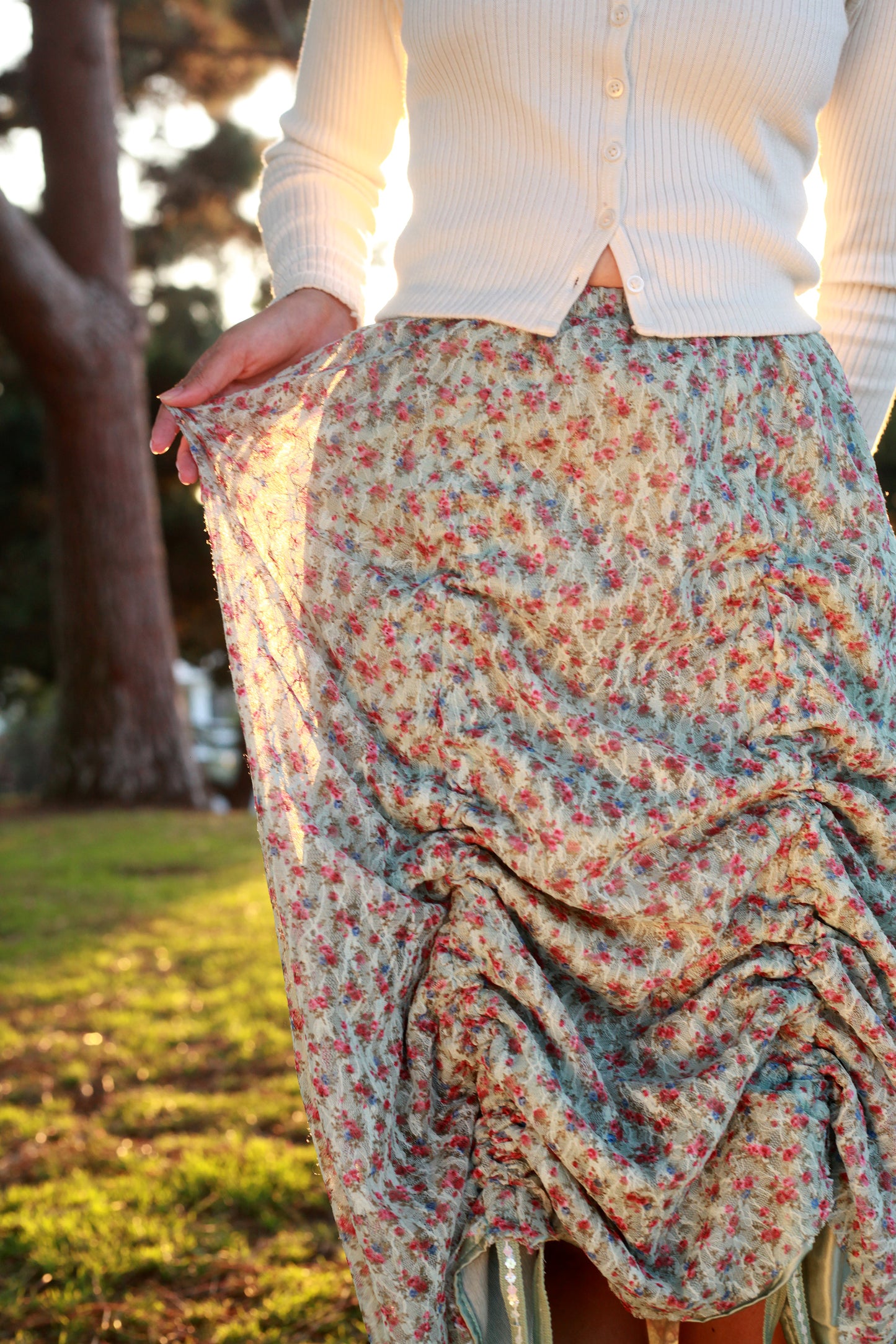 Armore Skirt ~ olive floral (ᴄᴜʀᴛᴀɪɴ ʟᴇɴɢᴛʜ)