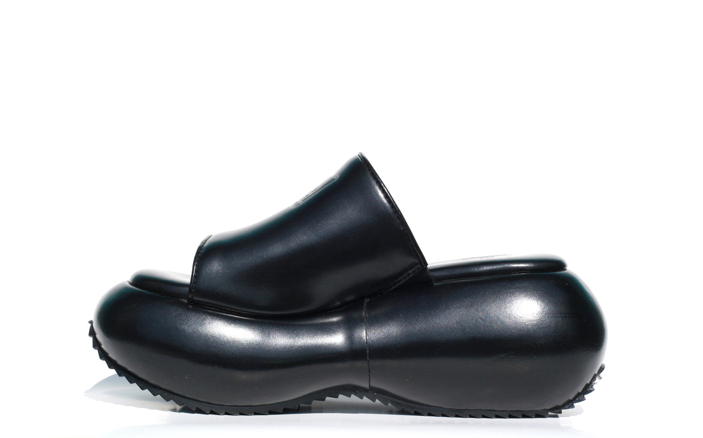 IIIM • BLACK