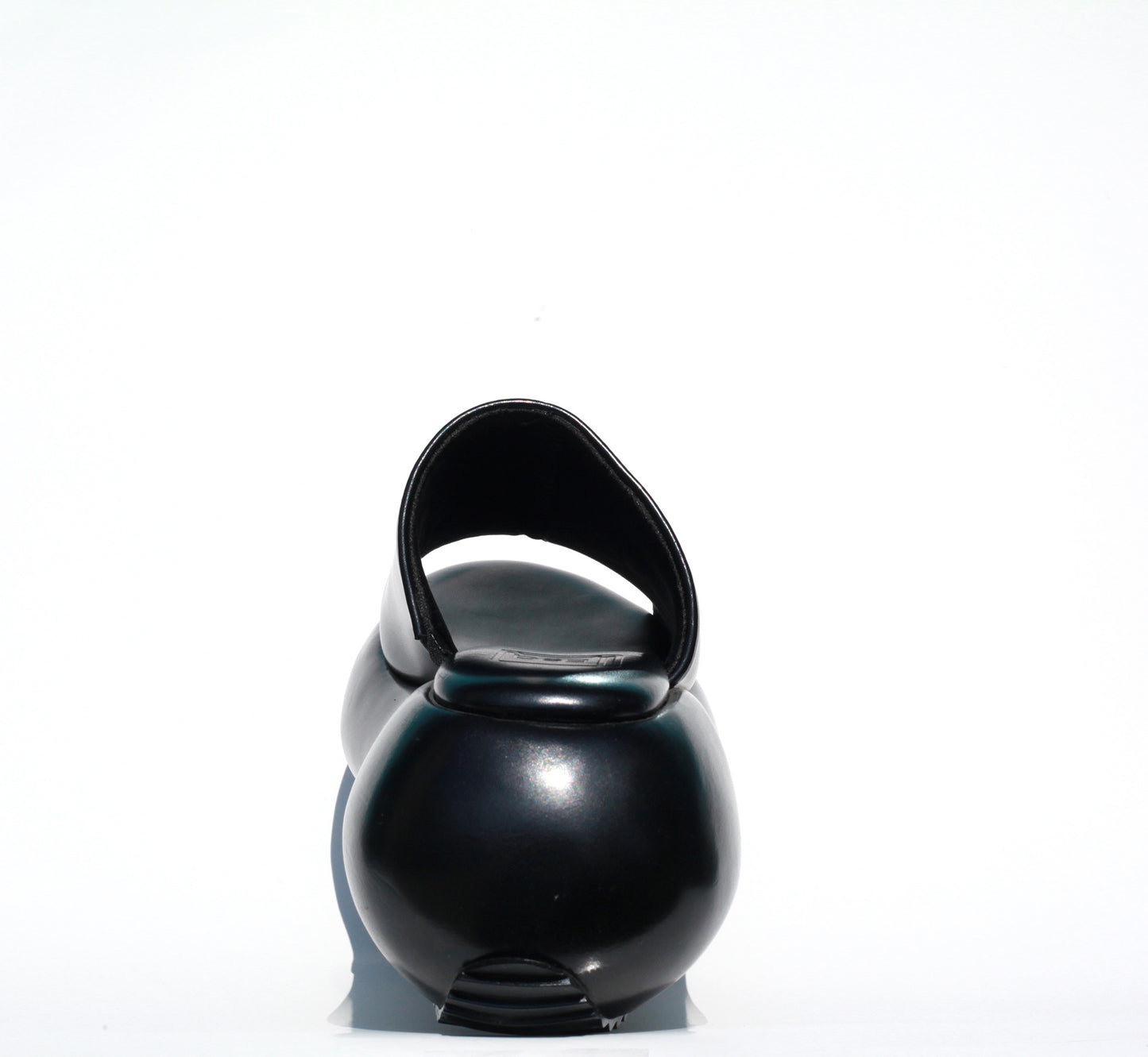 IIIM • BLACK