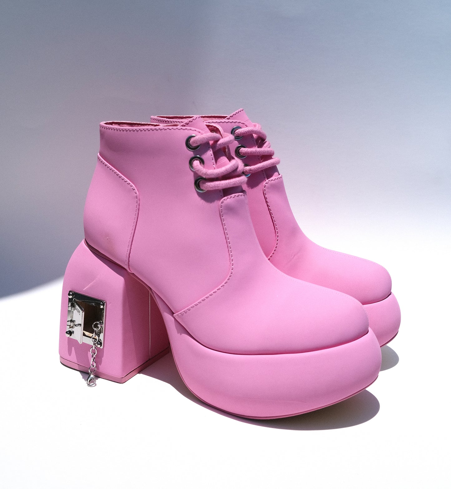 VOYAGE II ™ Pink ༤ 🚪 ´-