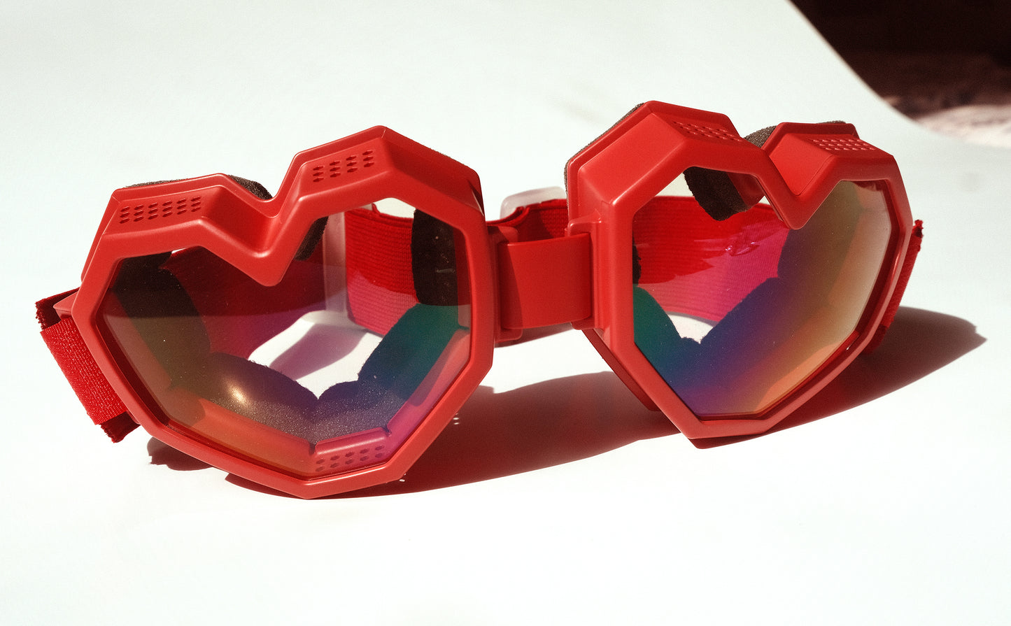ESQAPE GOGGLES™ RED ᴀʟʟ ᴡᴇᴀᴛʜᴇʀ
