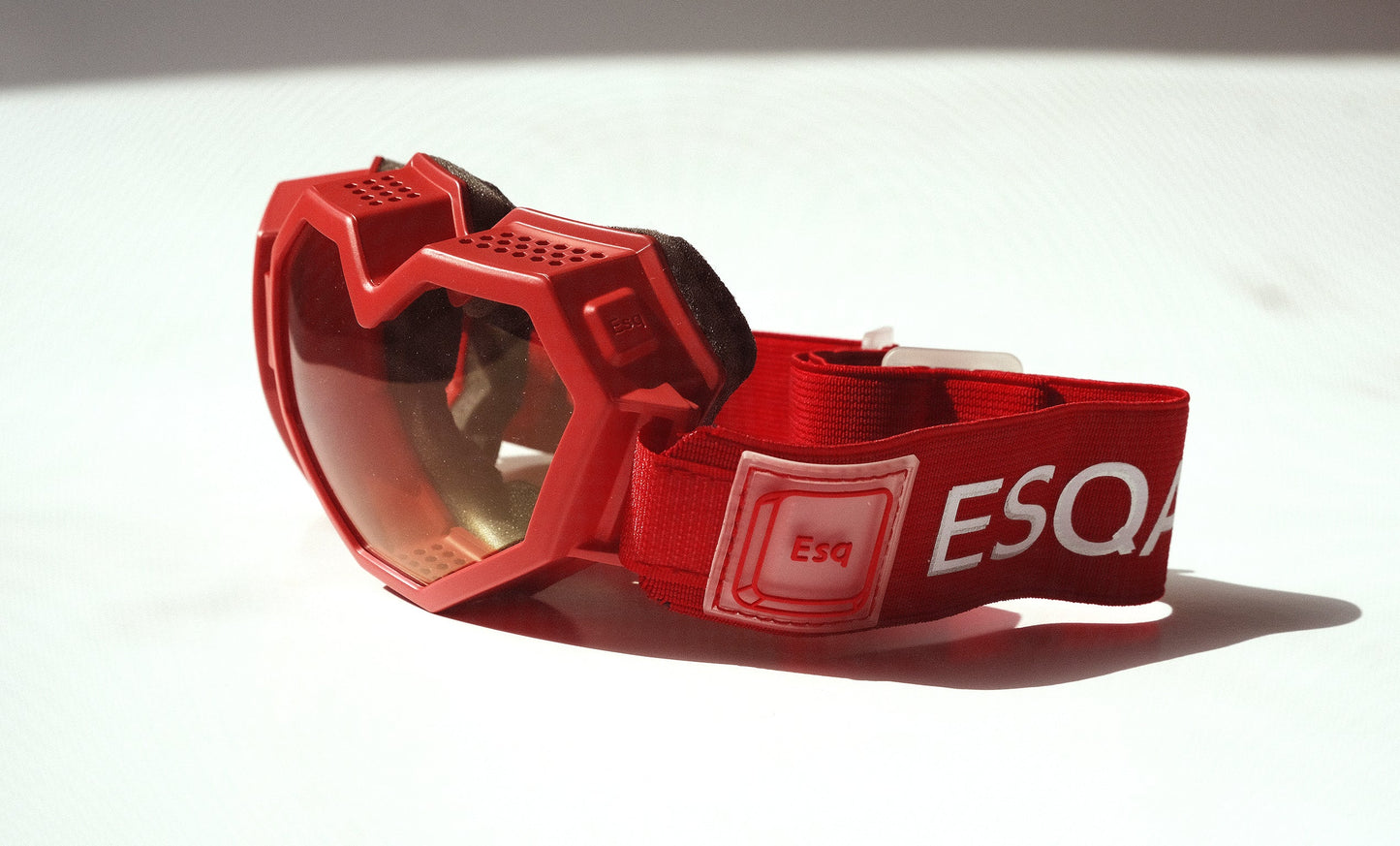 ESQAPE GOGGLES™ RED *