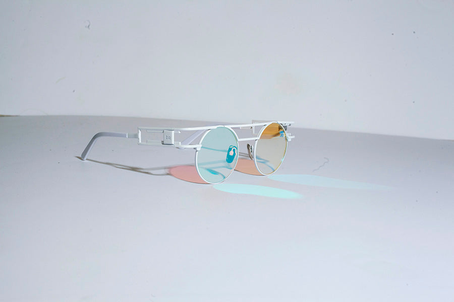 SPEQZ || ᴡʜɪᴛᴇ HOLOGRAM