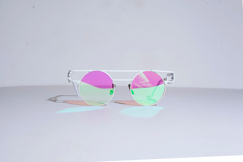 SPEQZ || ᴡʜɪᴛᴇ HOLOGRAM