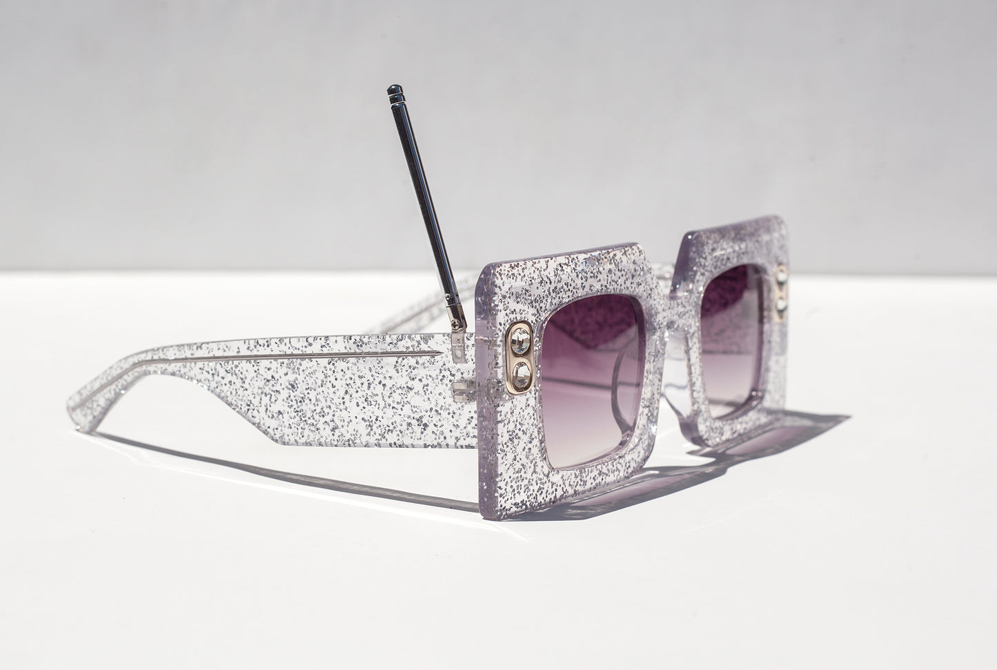 iiiCONiC TV - SiLVER