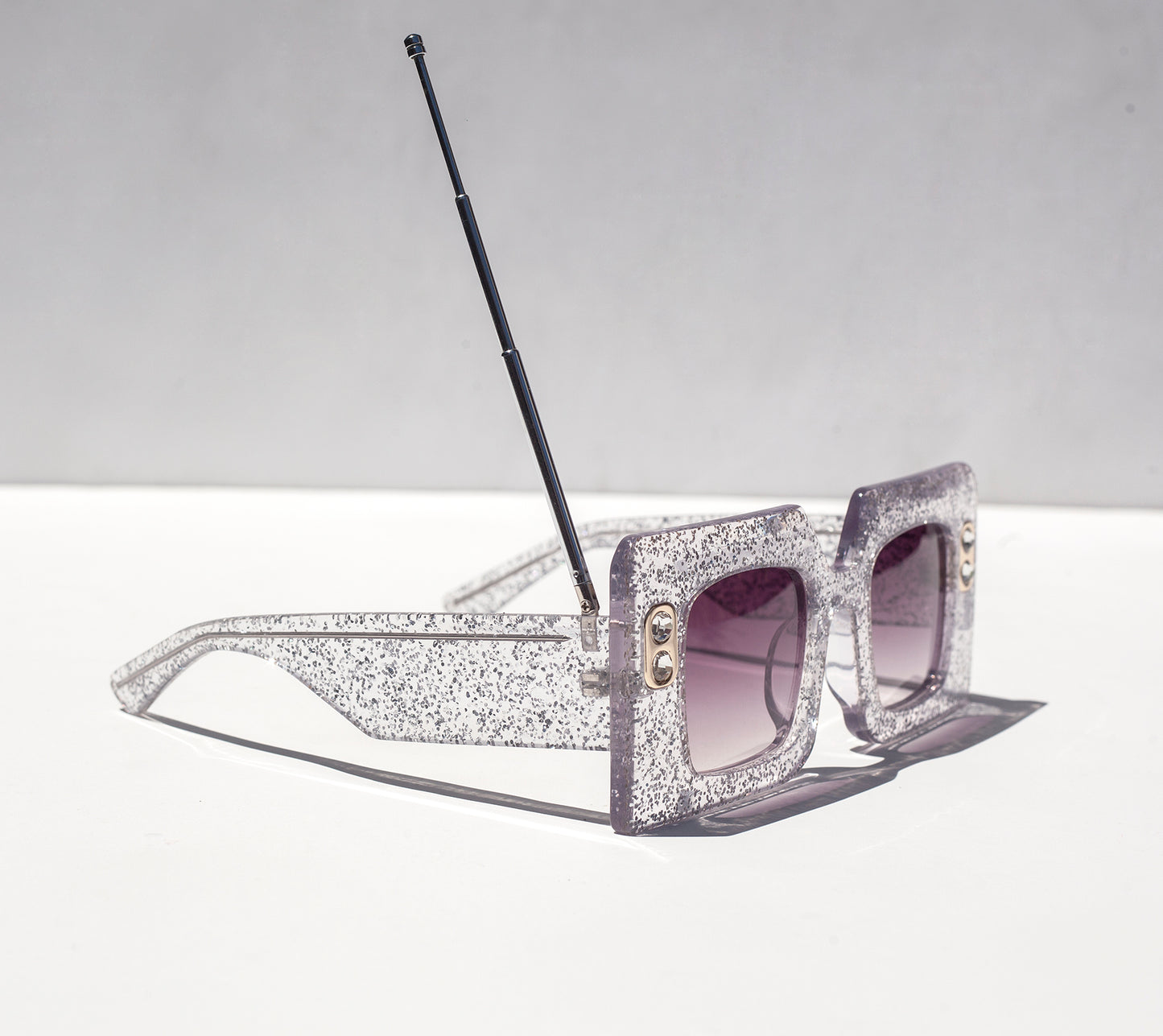 iiiCONiC TV - SiLVER