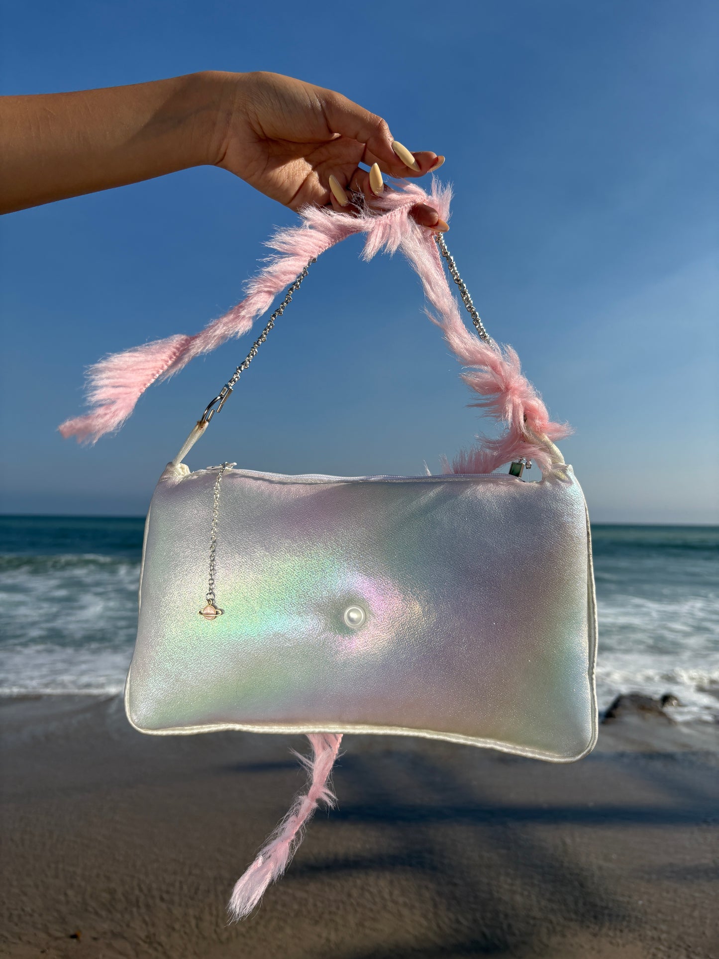 Pillow Whisper💤  🐚    {ɪʀɪᴅᴇsᴄᴇɴᴛ ᴄʟᴜᴛᴄʜ}