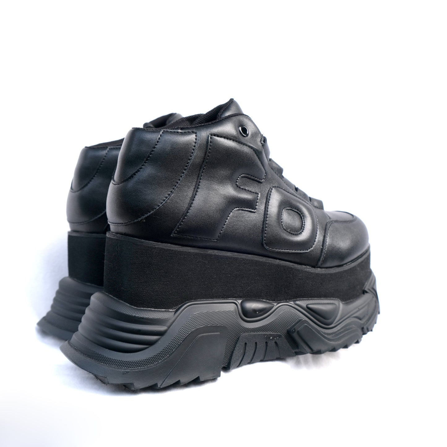 GRAViTY - black {ʀᴇsᴇʀᴠᴇ}