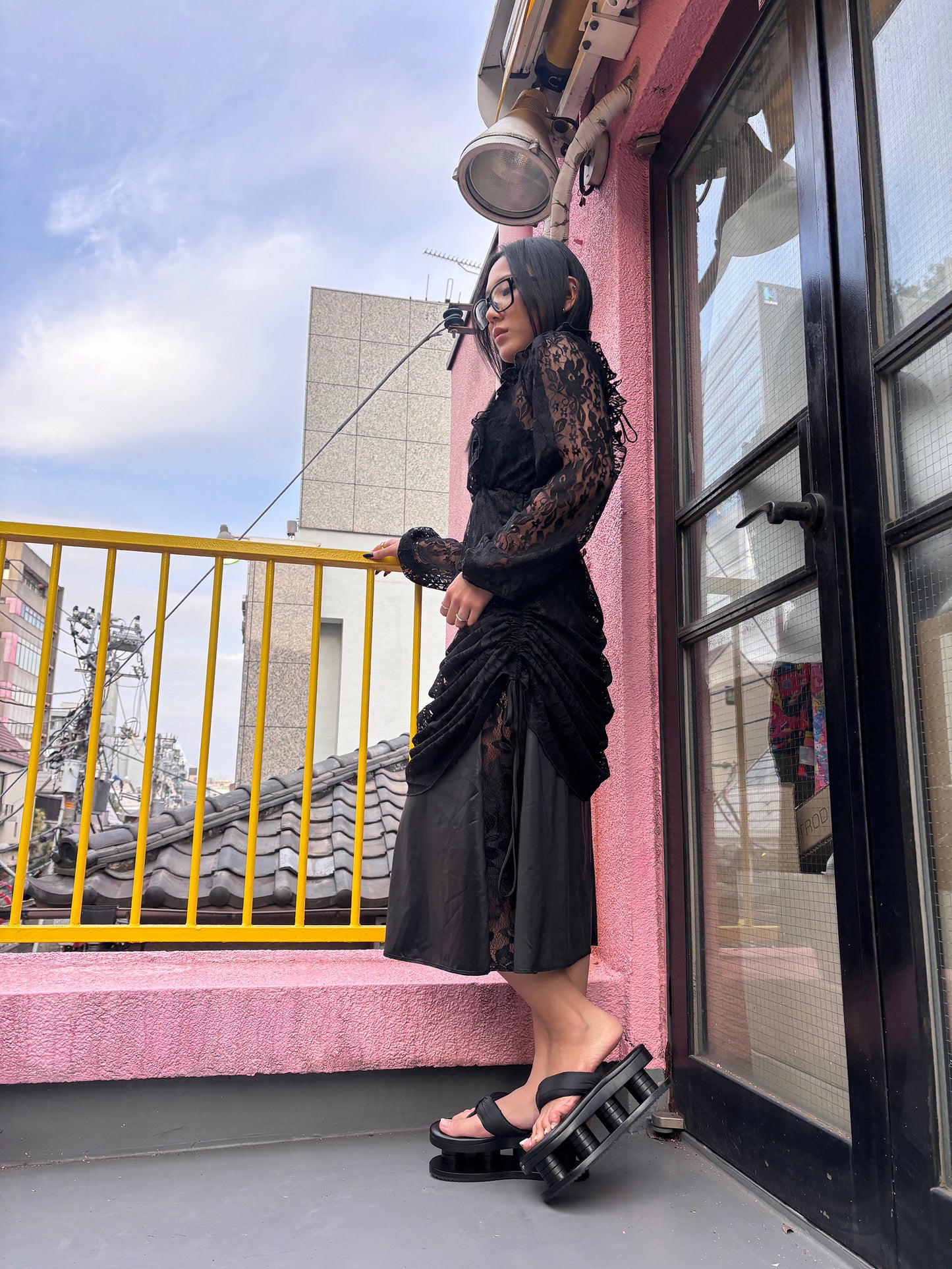 Nostalgia Black ᴀᴅᴊᴜsᴛᴀʙʟᴇ ʟᴀcᴇ ᴅʀᴇss