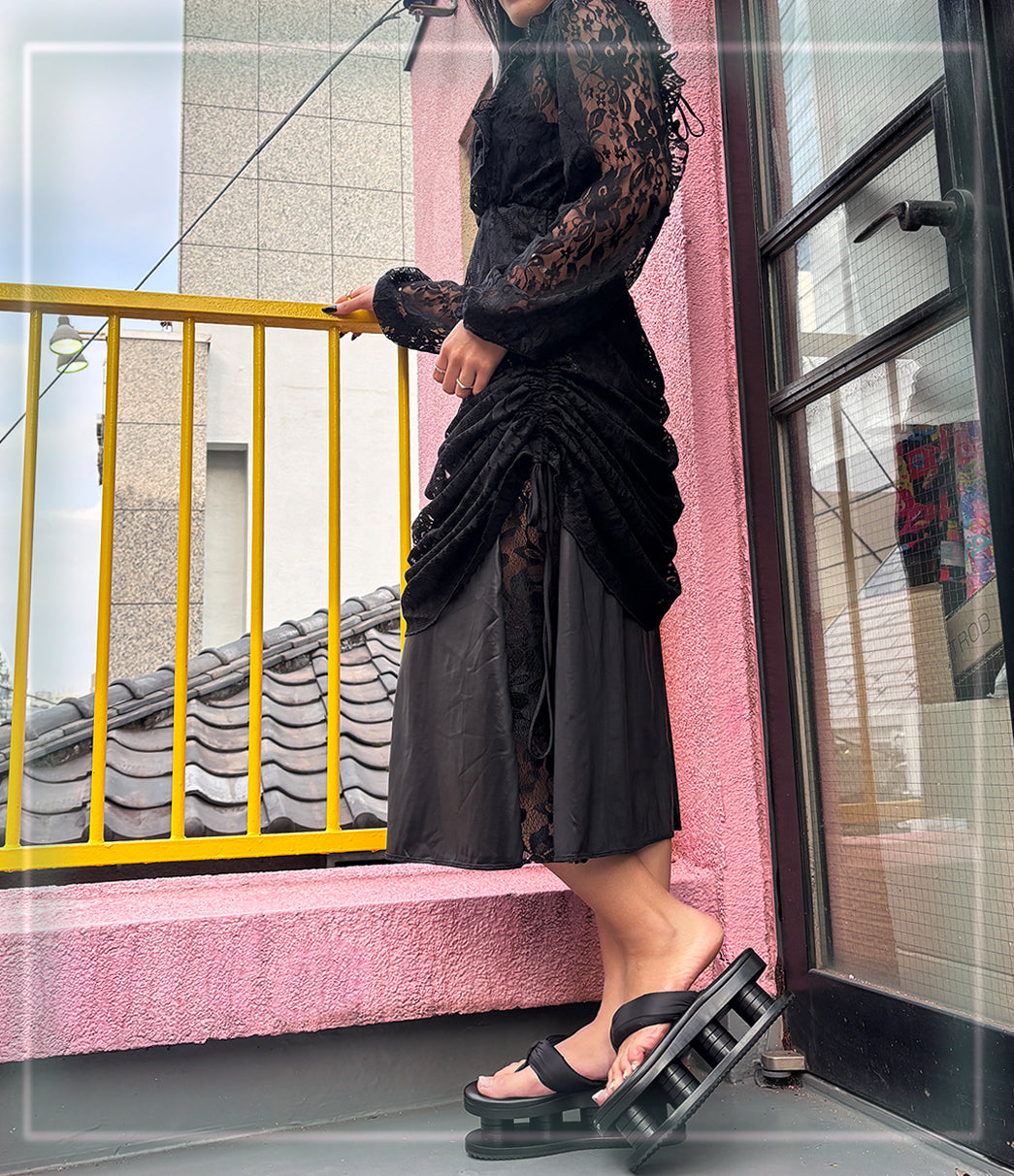 Nostalgia Black ᴀᴅᴊᴜsᴛᴀʙʟᴇ ʟᴀcᴇ ᴅʀᴇss