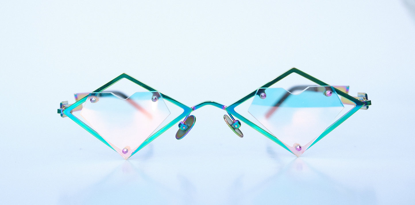 ♡ Diamond • Rainbow